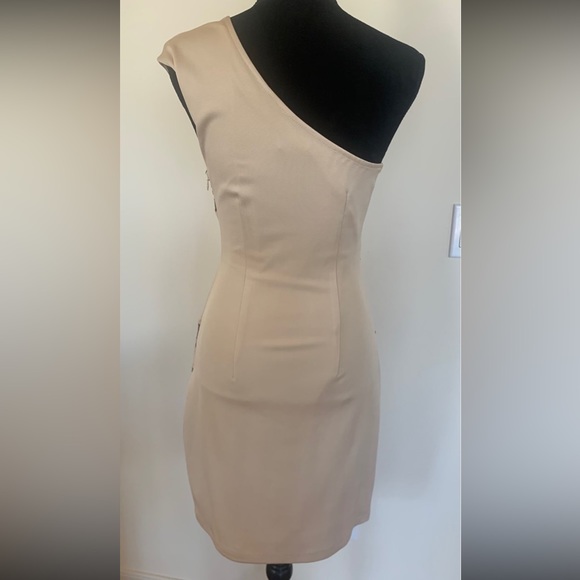 ALEXIA ADMOR One Shoulder Beige Sequins Fitted Bodycon Cocktail Party Dress Sz M - Picture 3 of 12